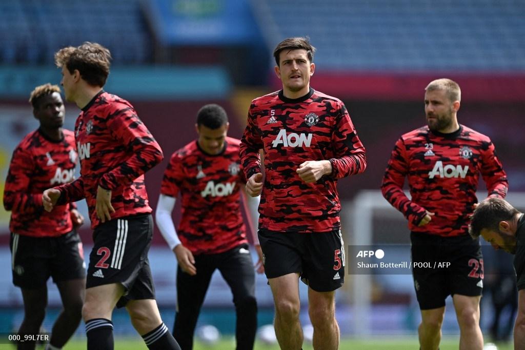 harry-maguire-kedua-dari-kanan-yang-dapat-memulai-pertandingan-melawan-aston-villa.jpg