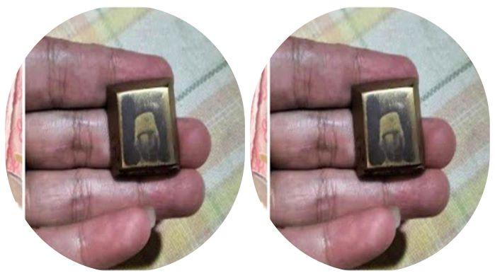 harta-karun-berupa-barang-antik-dan-emas-batangan-gambar-soekarno-di-sungai.jpg