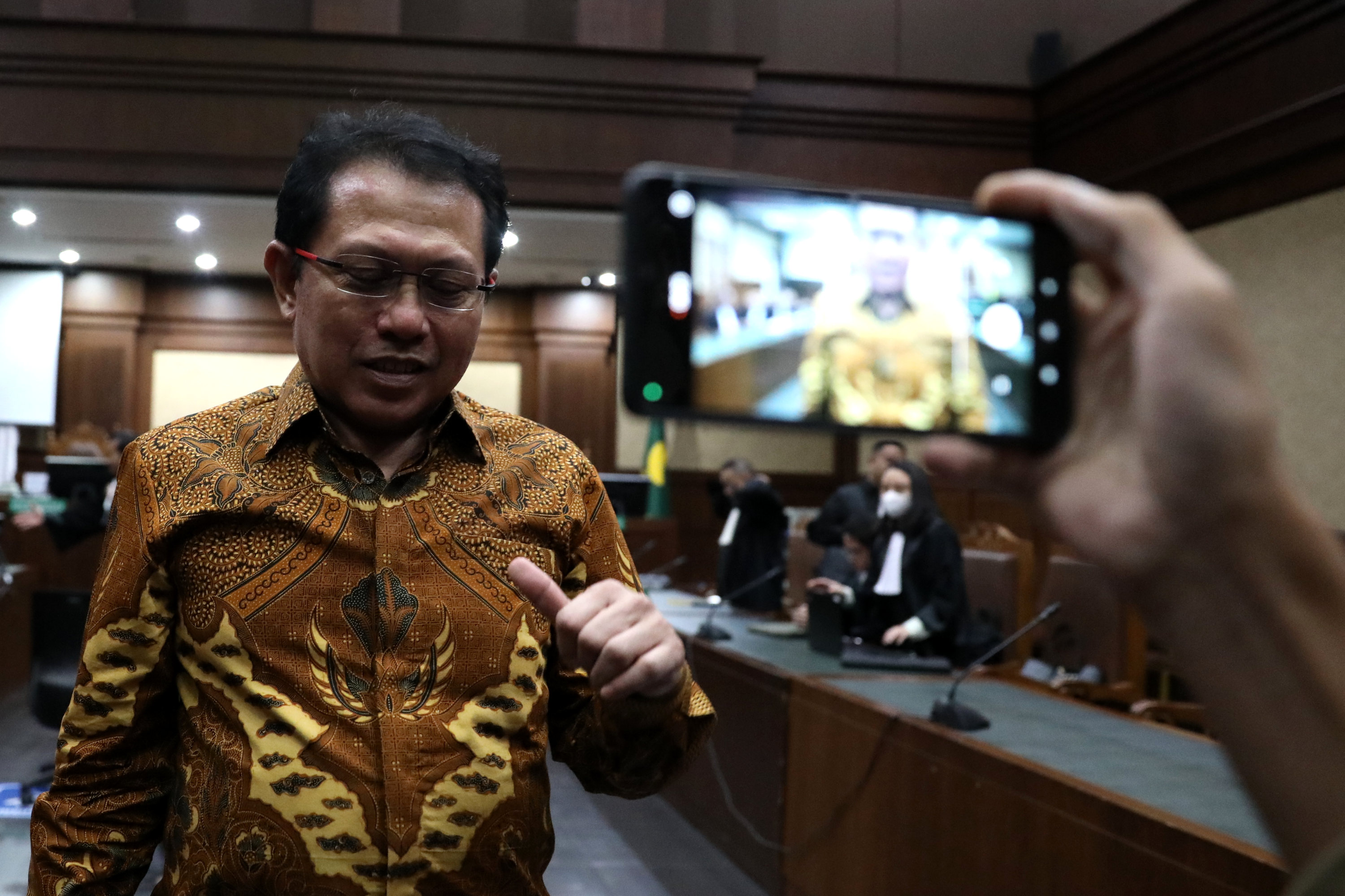 KPK Periksa Pegawai Ombudsman dan Menas Erwin di Kasus TPPU Sekretaris MA Hasbi Hasan