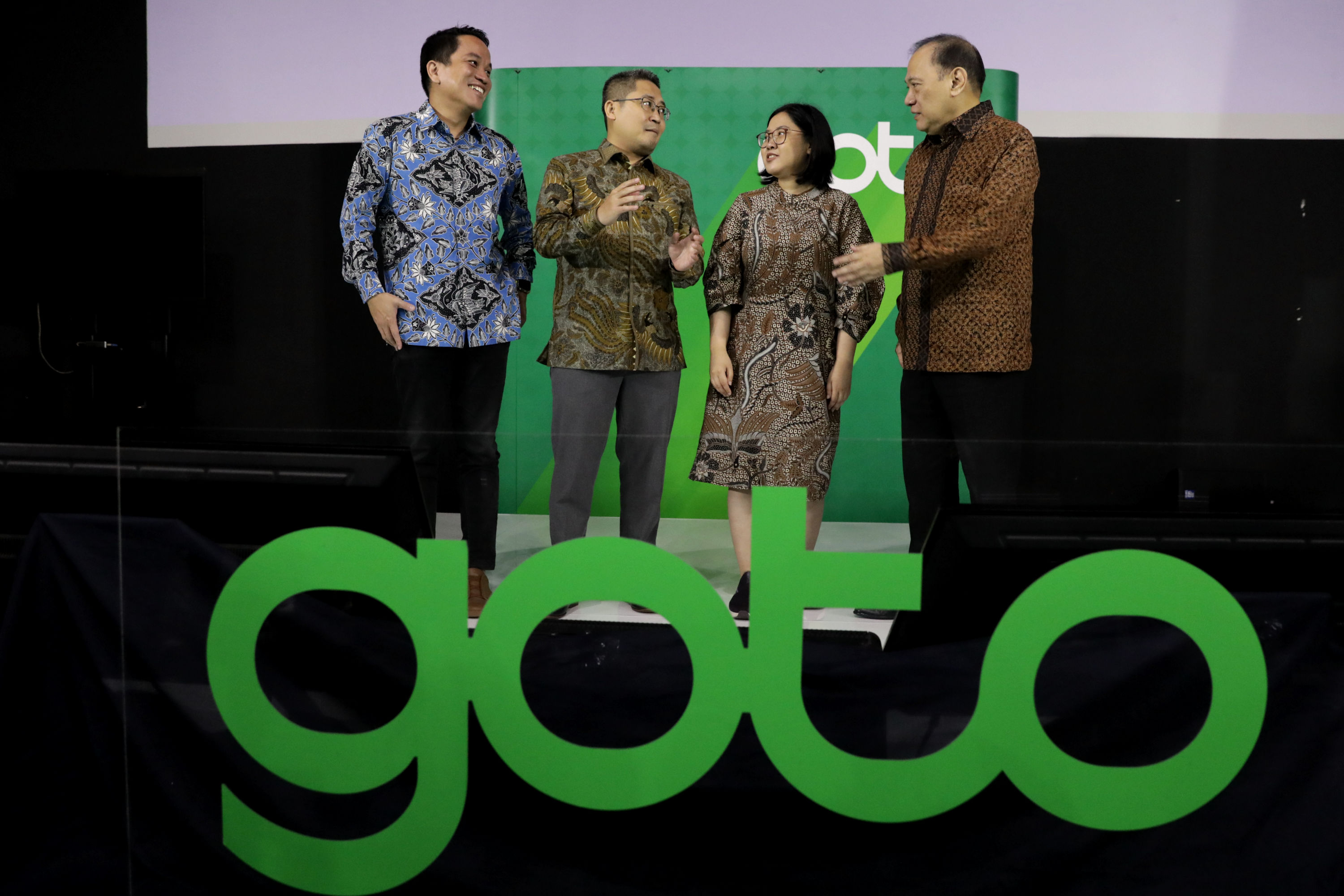 hasil-riset-goto-diperkirakan-sumbang-22-persen-pdb-indonesia_20230329_170222.jpg