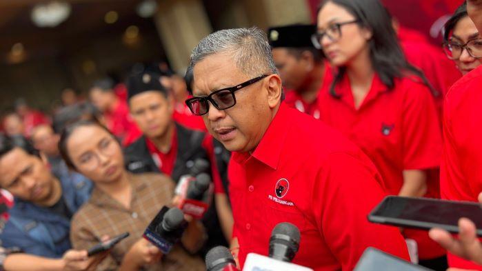 hasto-kristiyanto-seusai-mengisi-pelatihan-pemenangan-pilkada-serentak-2024-di-bogor.jpg