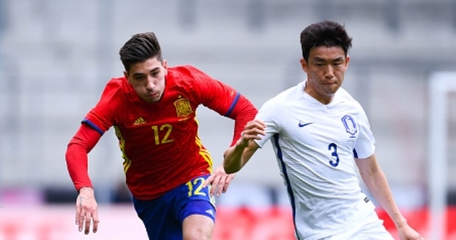 hector-bellerin-rebutanbola_20160602_135718.jpg