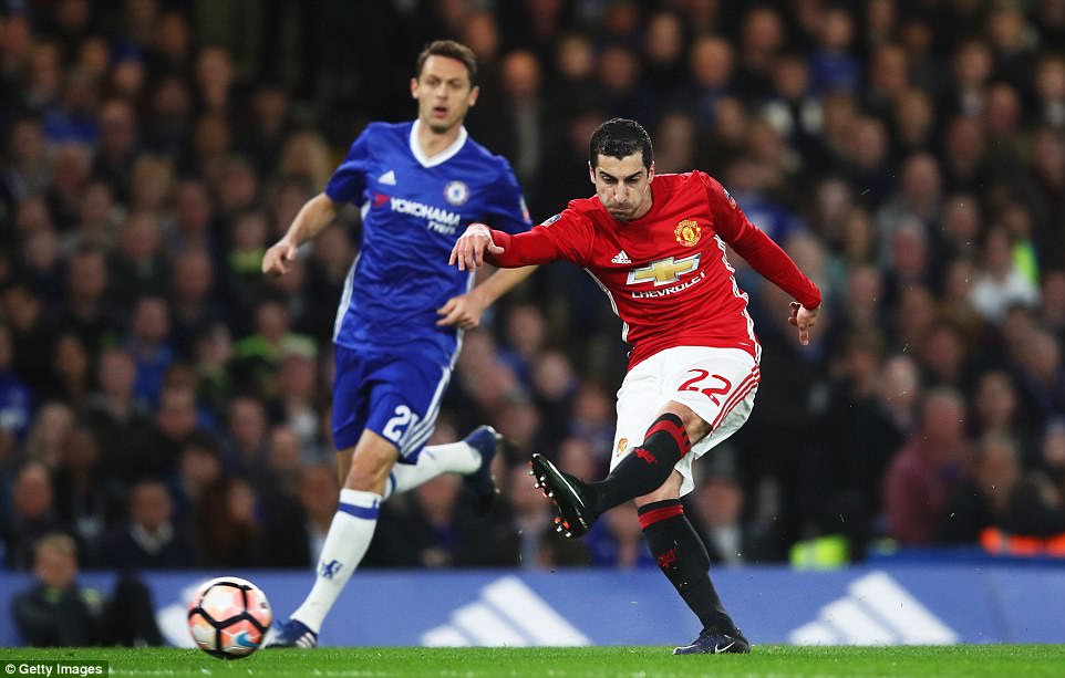 henrikh-mkhitaryan-nemanja-matic-chelsea-vs-manchester-united-vs-chelsea_20170314_073750.jpg
