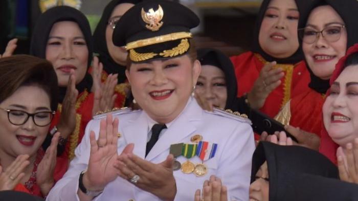 hevearita-gunaryanti-rahayu-atau-mbak-ita-yang-menjadi-wali-kota-semarang-8h8.jpg