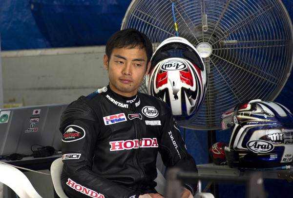 hiroshi-aoyama-sendiriii_20150410_022409.jpg