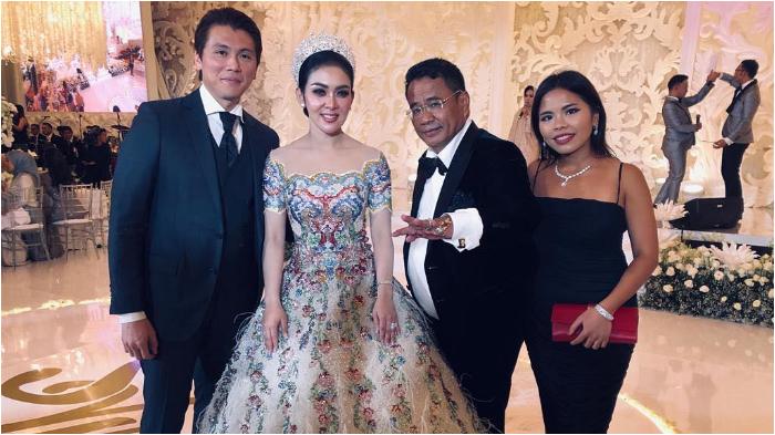 hotman-paris-menghadiri-acara-dinner-silaturahmi-syahrini-reino-barack.jpg