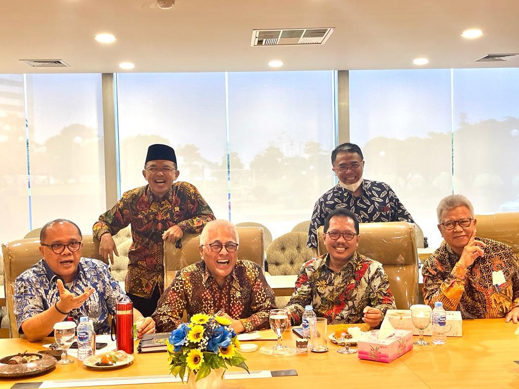 icmi-dorong-pondok-pesantren-jadi-katalisator-pembangunan-ekonomi-keumatan.jpg