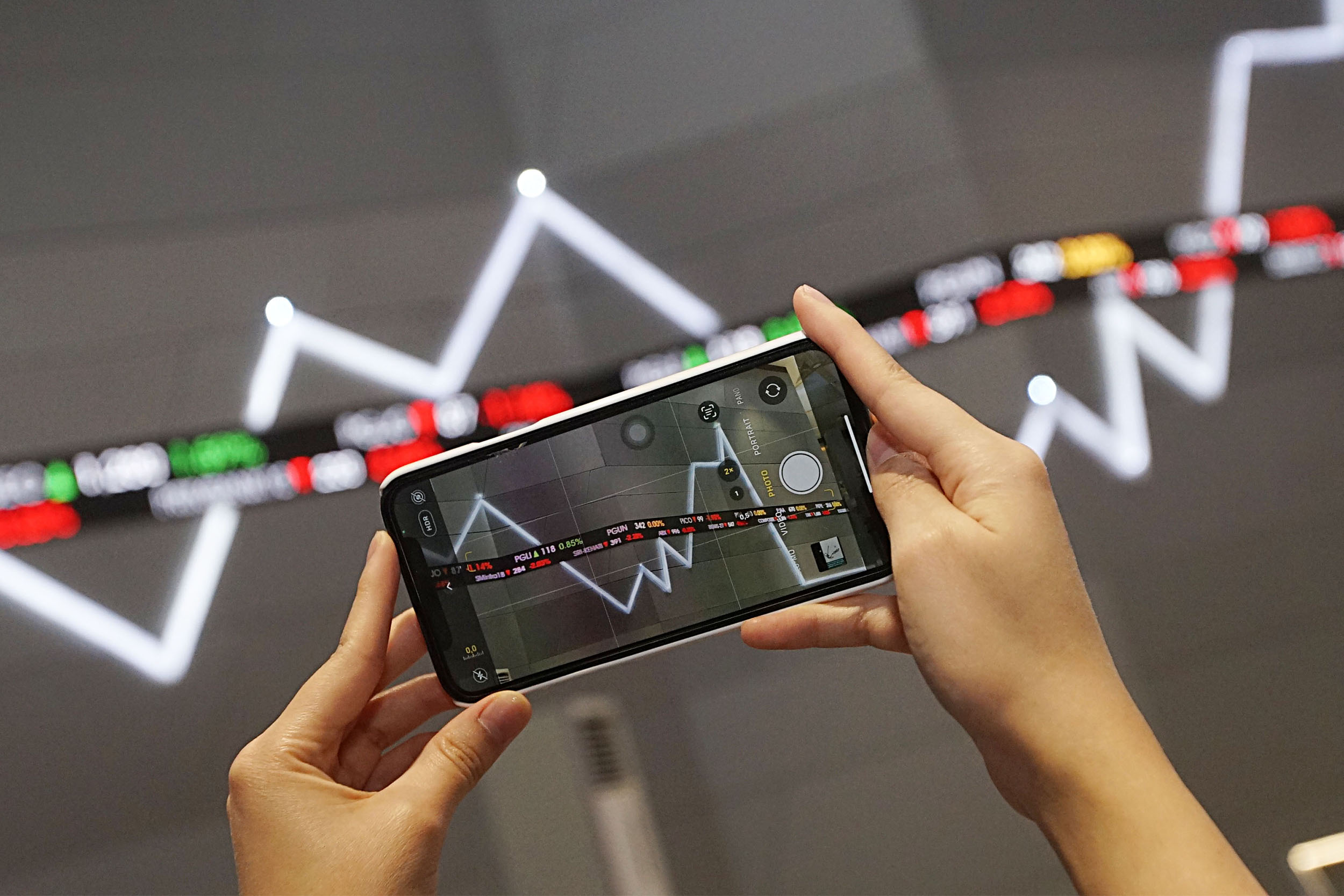 ihsg-ditutup-melemah-mengikuti-bursa-saham-asia-dan-global_20240521_203637.jpg