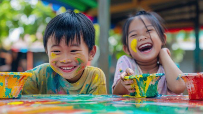 Waspada! Kebiasaan Ini Tanpa Disadari Bisa Jadi Pintu Masuk Mikroplastik ke Tubuh Anak
