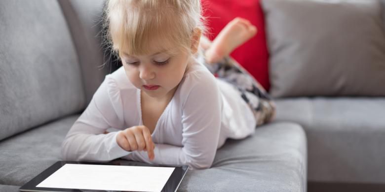 ilustrasi-anak-main-gadget_20180112_125727.jpg