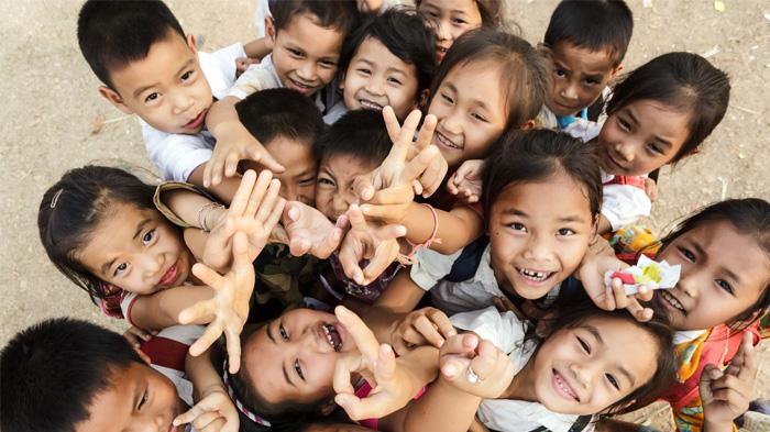 ilustrasi-anak-sehat-dan-bebas-dari-diskriminasi.jpg