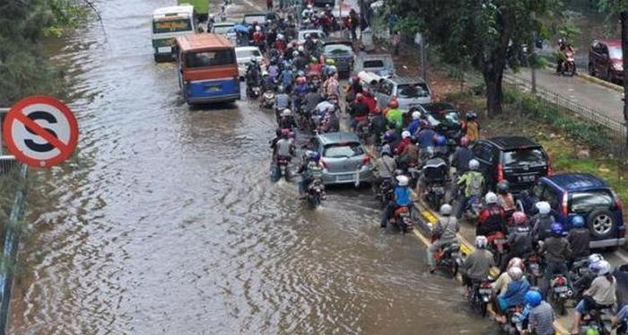 ilustrasi-banjir-di-jakarta_3.jpg