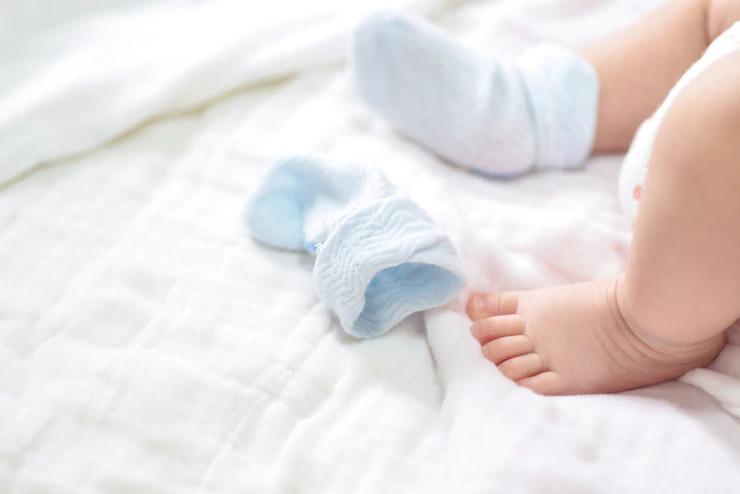 ilustrasi-bayi-freepik-fg.jpg
