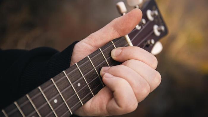 ilustrasi-chord-gitar-2r23r2323.jpg