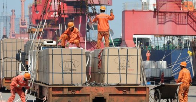 Melihat Peluang Jatim sebagai Gerbang Ekspor Lewat Service Point di  Surabaya dan Malang