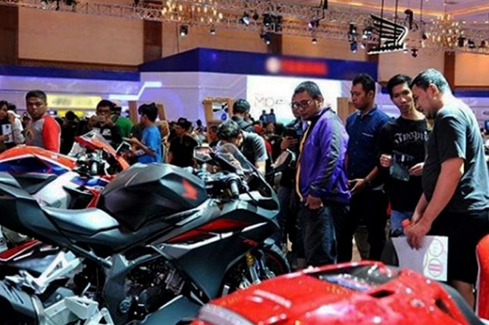 ilustrasi-pameran-motor_20181105_122015.jpg