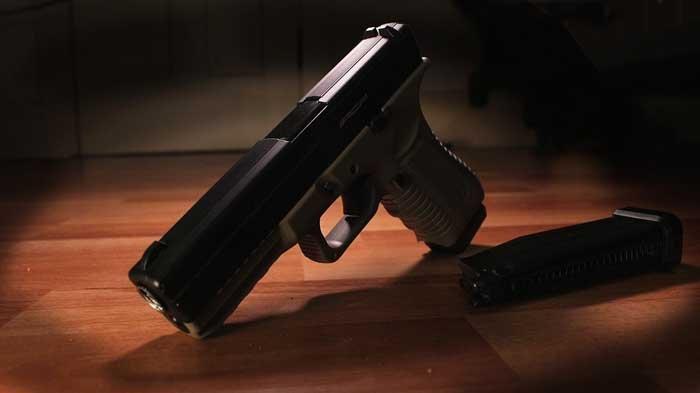ilustrasi-pistol-112.jpg