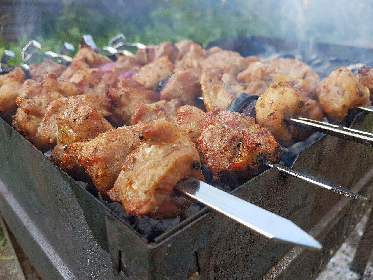Jangan Konsumsi Sate Berlebihan, Ini Bahaya yang Akan Terjadi Pada Tubuhmu