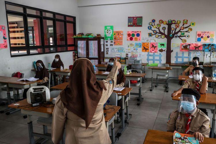 ilustrasi-sekolah-tatap-muka5.jpg