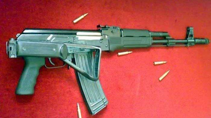 ilustrasi-senjata-api-ak-dan-amunisi.jpg
