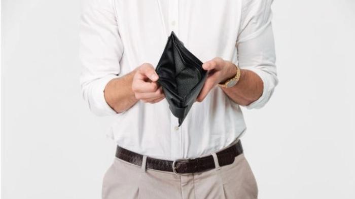 ilustrasi-tidak-punya-uang-dompet-kosong.jpg
