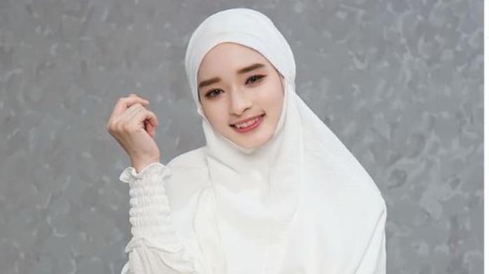 inara-rusli-cvcvvc8890.jpg