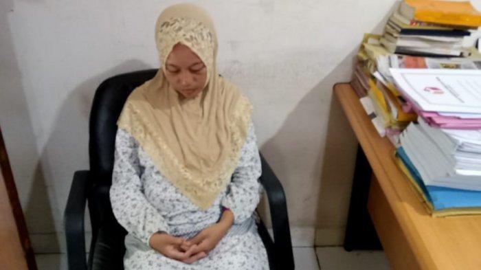 indah-istri-tahanan-polresta-palembang-yang-kabur.jpg