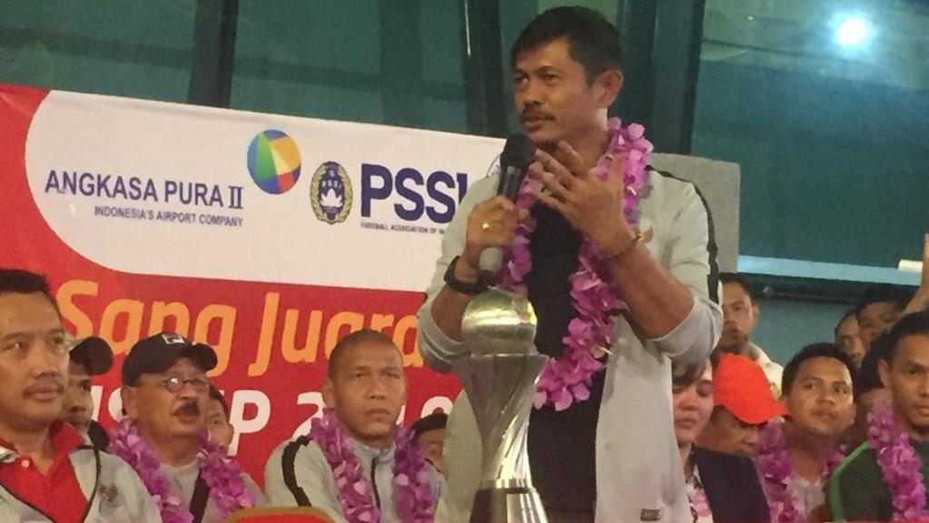 indra-sjafri-saat-berbicara-di-dalam-jumpa-pers-sambutan-timnas-u-22.jpg