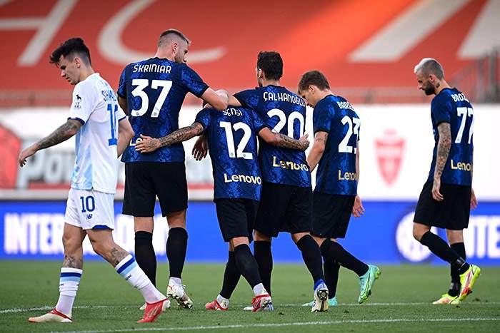 inter-milan-menang-3-0-atas-dynamo-kiev.jpg