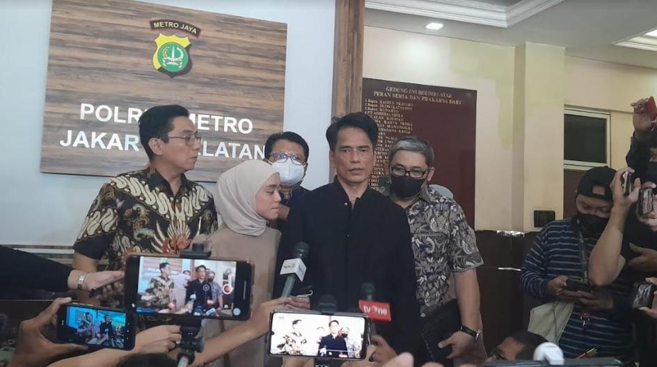 inya-mencabut-laporan-soal-kdrtv.jpg
