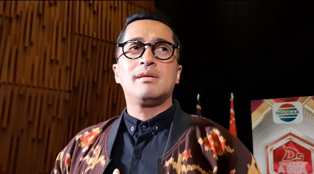 irfan-hakim-di-senayan-1.jpg