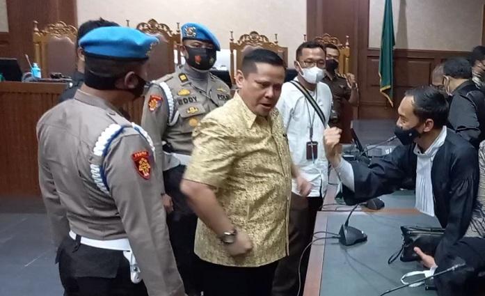 irjen-pol-napoleon-bonaparte-melakukan-goyang-tiktok.jpg