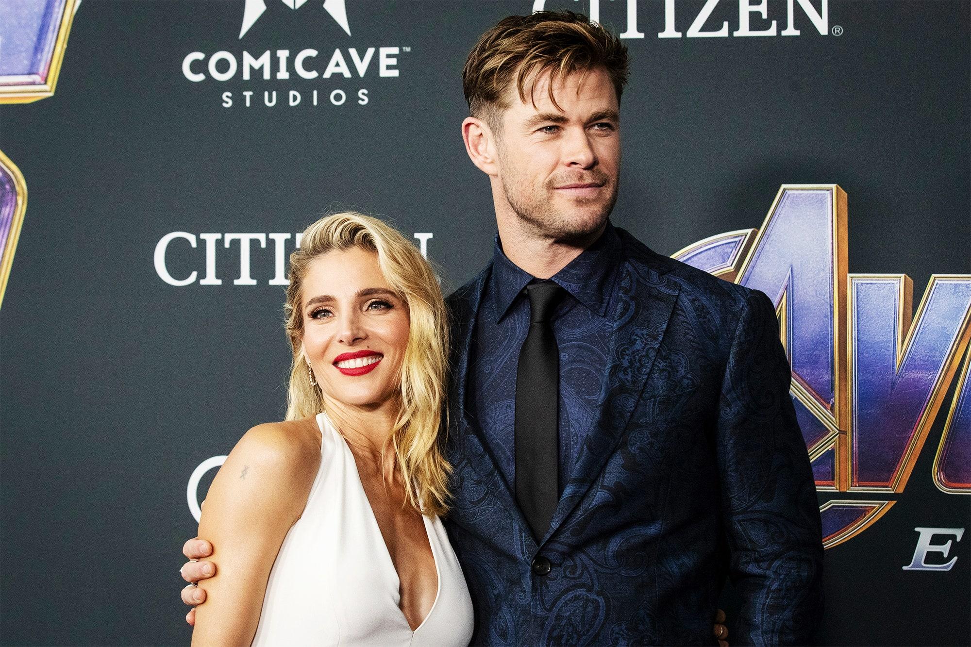 istri-chris-hemsworth-nekat-melompat-dari-jendela-mobil-saat-terjebak-banjir.jpg