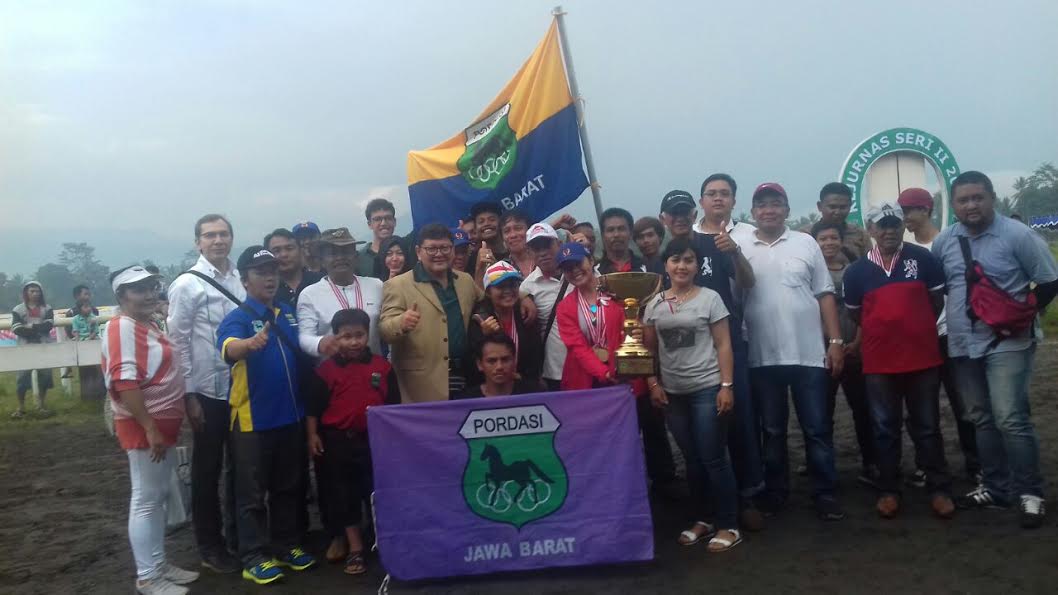 jabar-juara-umum-kontingennya_20161128_031541.jpg
