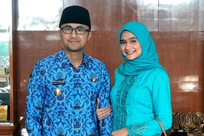 jadi-ibu-ibu-pejabat-istri-hengky-kurniawan-selalu-tampil-cantik-dan-anggun.jpg