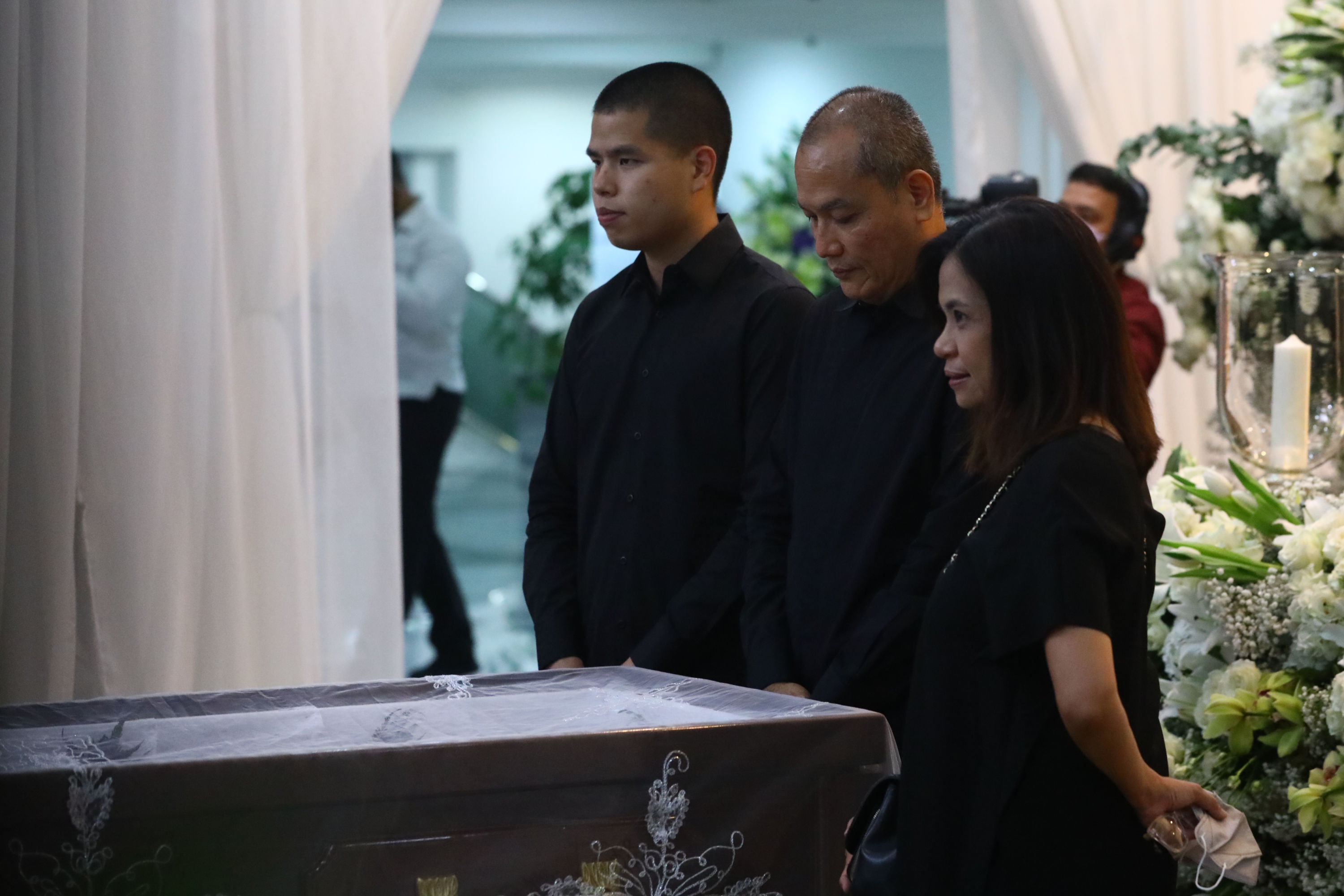 jakob-oetama-disemayamkan-di-gedung-kompas-gramedia_20200909_225334.jpg
