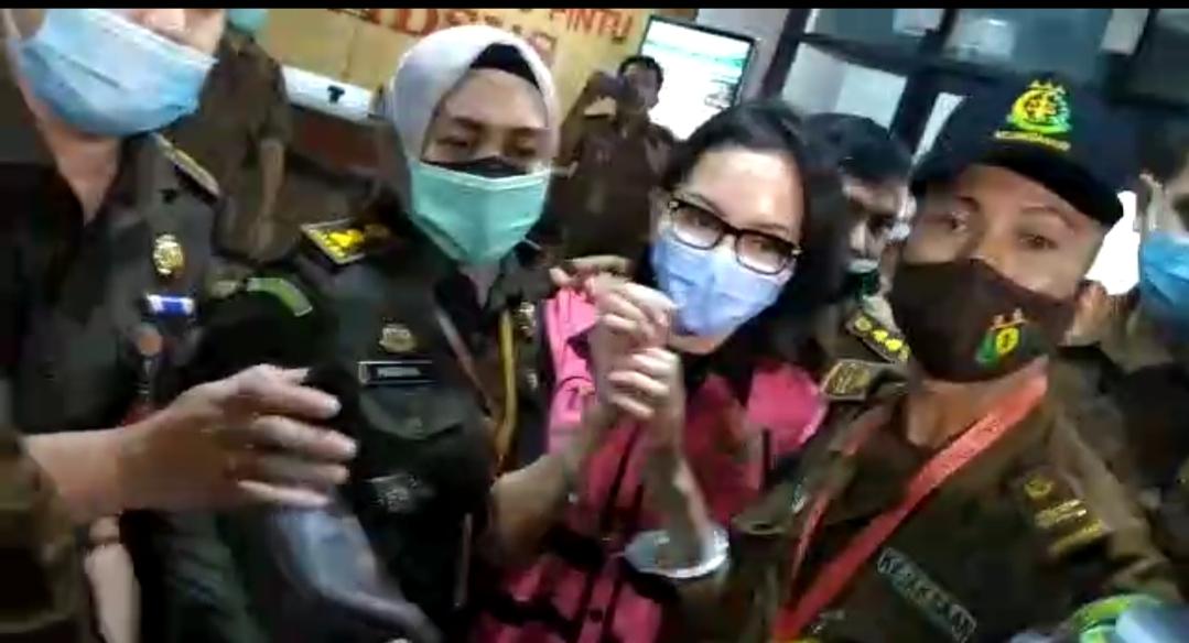 jaksa-pinangki233.jpg