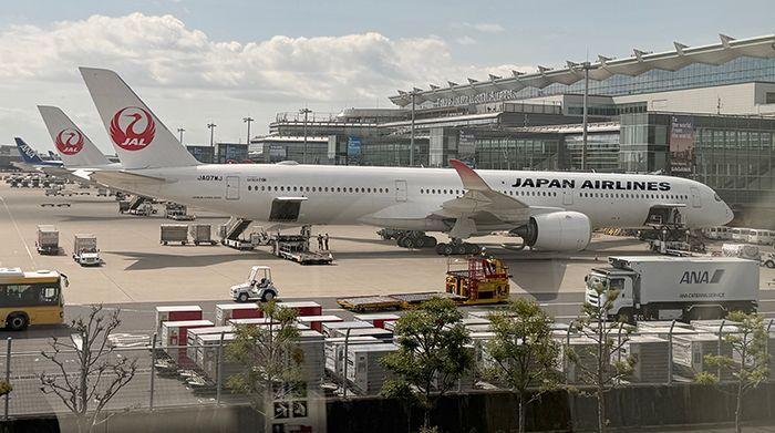 jal1222.jpg