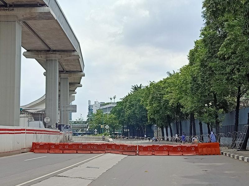 jalan-diblokir-nih2.jpg