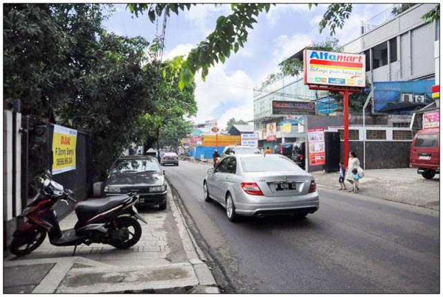 jalan-haji-nawi-jaksel_20150420_184808.jpg