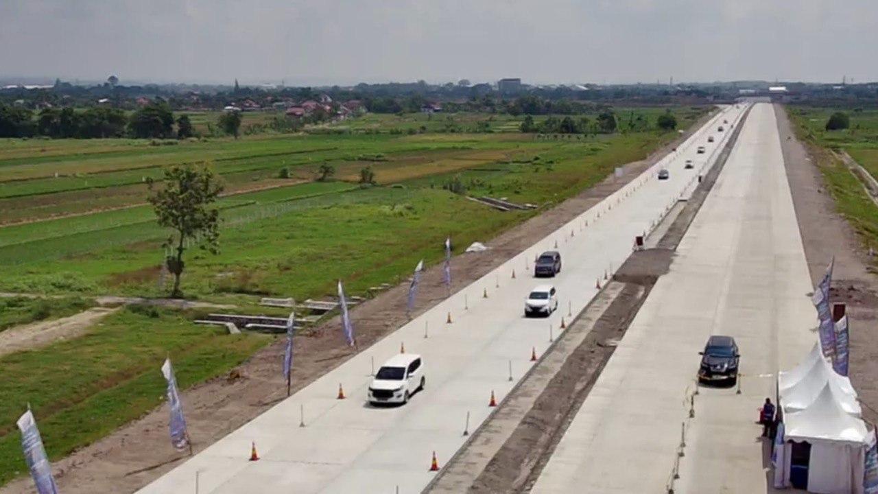 jalur-fungsional-jalan-tol-solo-yogyakarta-yia-kulon-progo.jpg