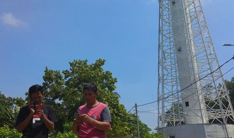 jaringan-telkomsel-telah-hadir-di-pulau-sebira-yan_20180511_111756.jpg