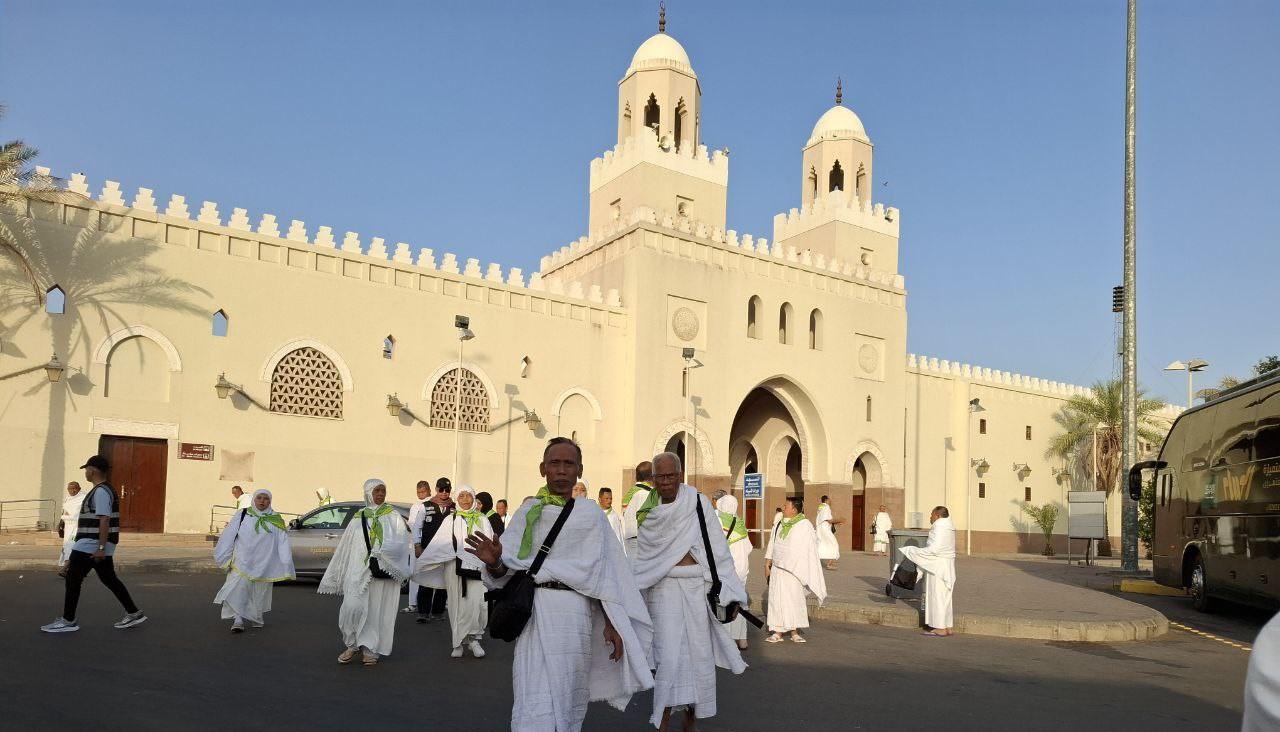 jemaah-haji-indonesia-diberangkatkan-dari-madinah-ke-makkah-al-mukarramah-untuk-umrah-wajiba.jpg