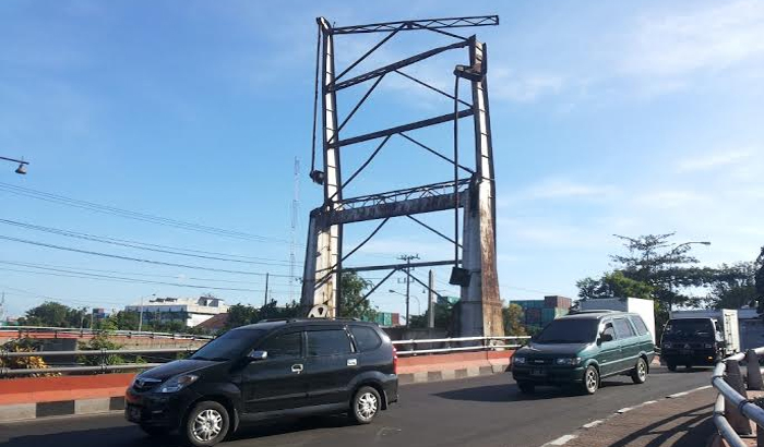 jembatan-petekan-ferwedarbrug_20150605_132450.jpg