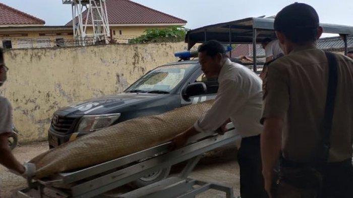jenazah-bocah-tewas-di-bekas-galian-talang-betutu.jpg