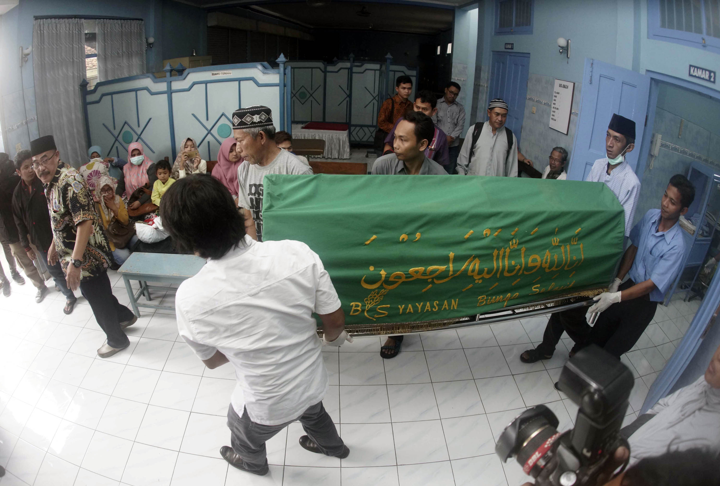 jenazah-mahasiswa-uii-korban-perploncoan_20170125_183508.jpg