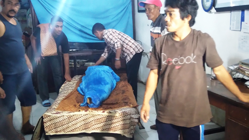 jenazah-suyadi-ii_20151031_011611.jpg