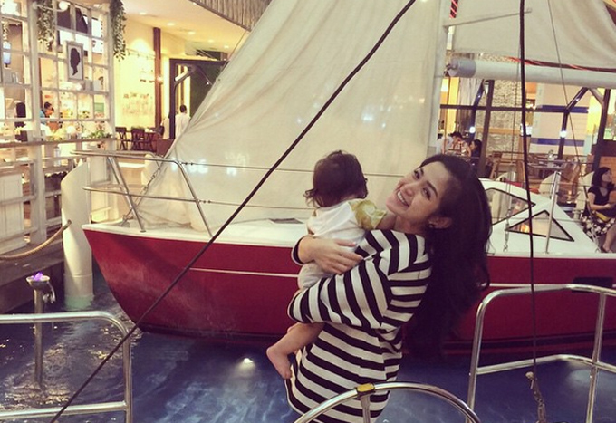 jessica-iskandar-dan-anak_20150420_142548.jpg