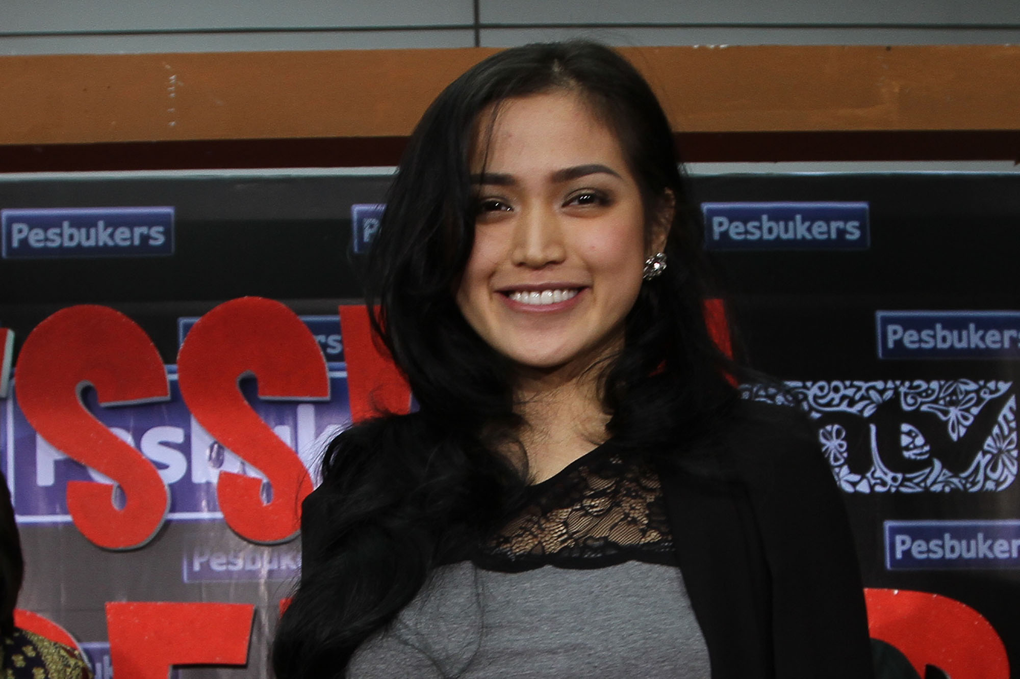 jessica-iskandar-ingin-ludwig-temui-el-barrak-alexander_20150310_164553.jpg
