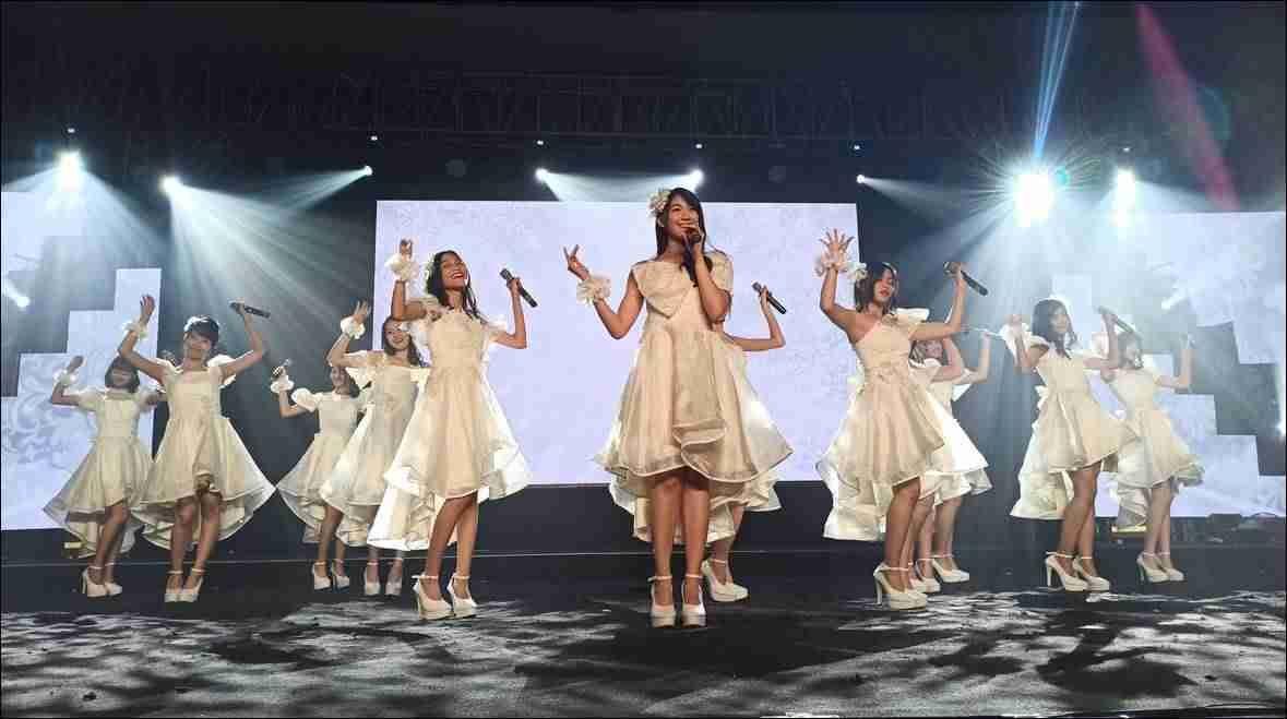 jkt-48-saat-menyanyikan-lagu-rapsodi.jpg